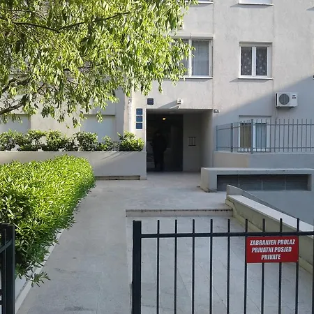 Marimar, Beachfront 1st Row Διαμέρισμα