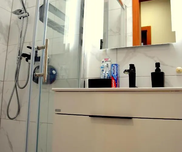 Marimar, Beachfront 1st Row Apartment