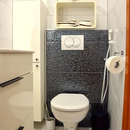 Marimar, Beachfront 1st Row