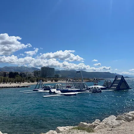 Apartment Marimar, Beachfront 1st Row Split